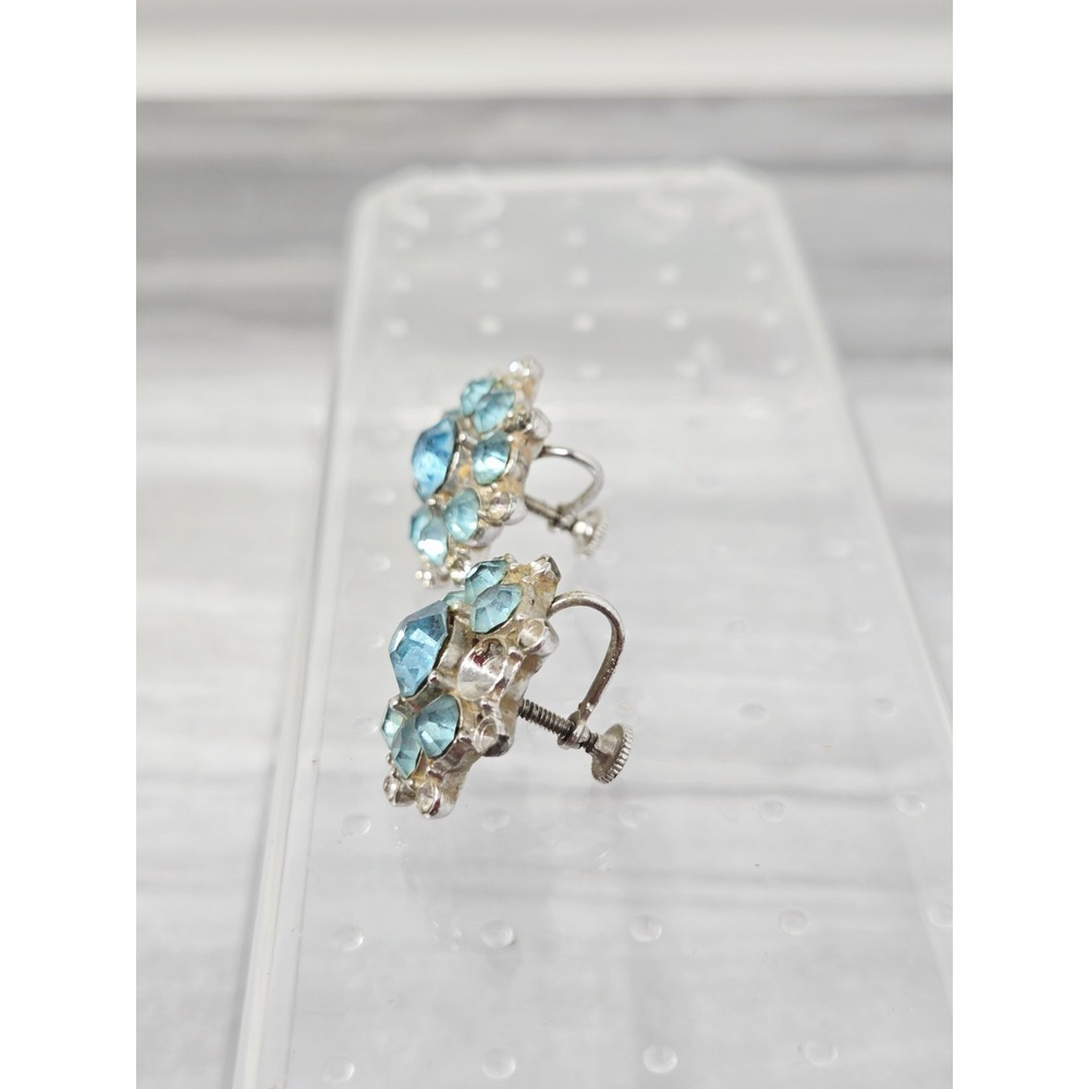 Vintage Cluster Rhinestone Clip On Earrings Aqau Blue Beautiful! 1950's Glamour - Picture 2 of 8